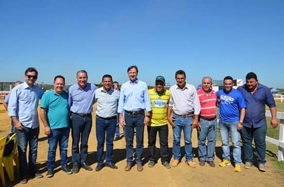 FB_IMG_1498482241712-Copia