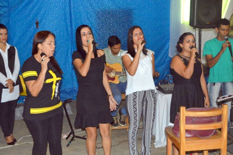 Dia dos professores é comemorado com reconhecimento e homenagens em Machadinho D’Oeste (6) (1)