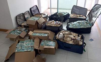 malas-de-dinheiro_Geddel_vieira_lima-620x381-400x246